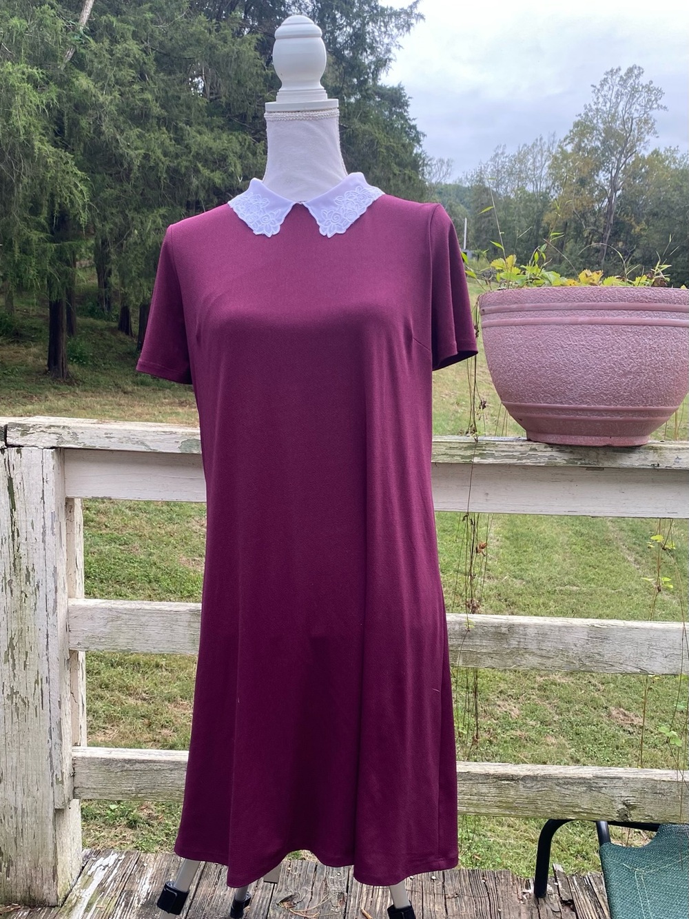 ELLE Burgundy Shift Dress with White Embroidered Collar Midi Dress Purple Medium
